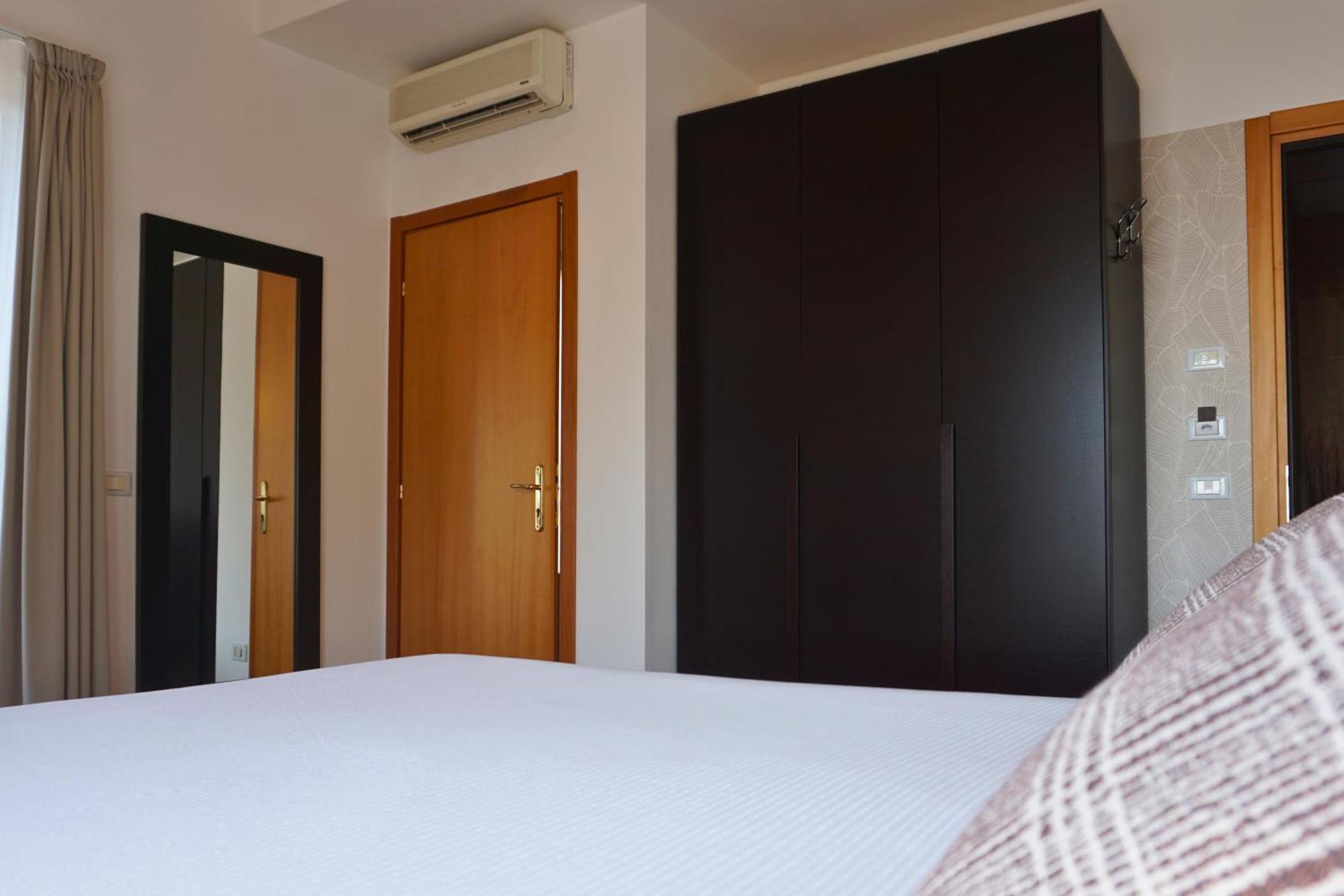 Hotel Isola Verde Torbole Sul Garda Zewnętrze zdjęcie